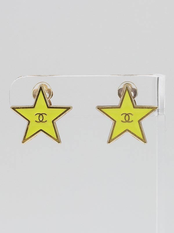 Chanel Yellow/Gold Enamel CC Star Clip-On Earrings