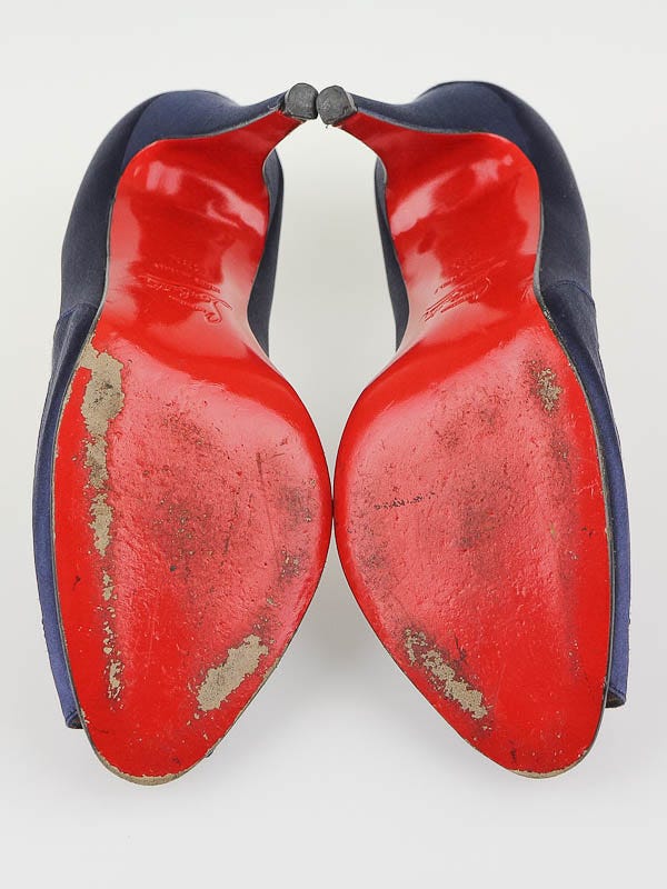 Christian Louboutin Midnight Blue Satin Papilipi 100 Pumps Christian Louboutin Midnight Blue Satin Papilipi 100 Pumps