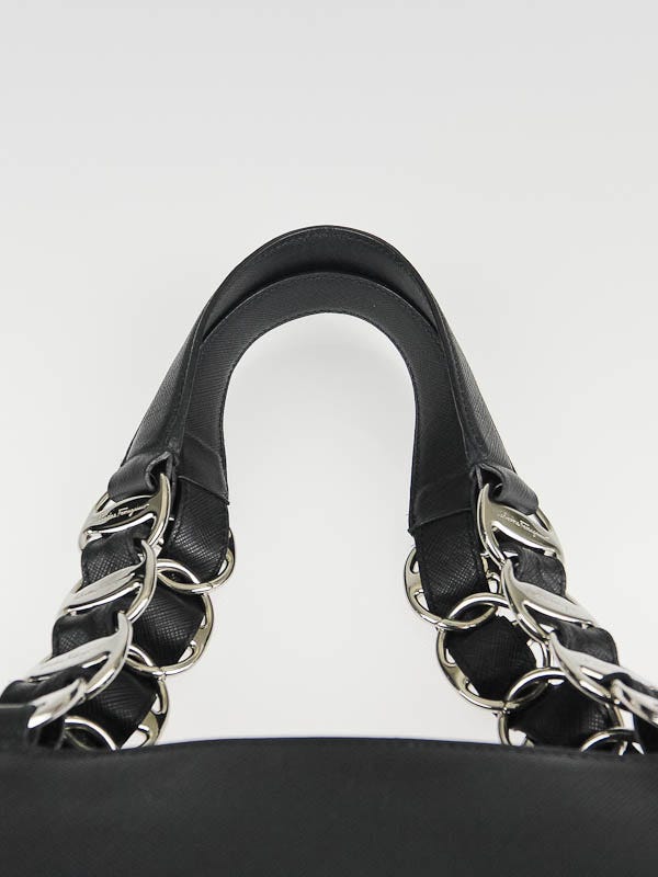 Salvatore Ferragamo Black Saffiano Leather Nicoletta Tote Salvatore Ferragamo Black Saffiano Leather Nicoletta Tote