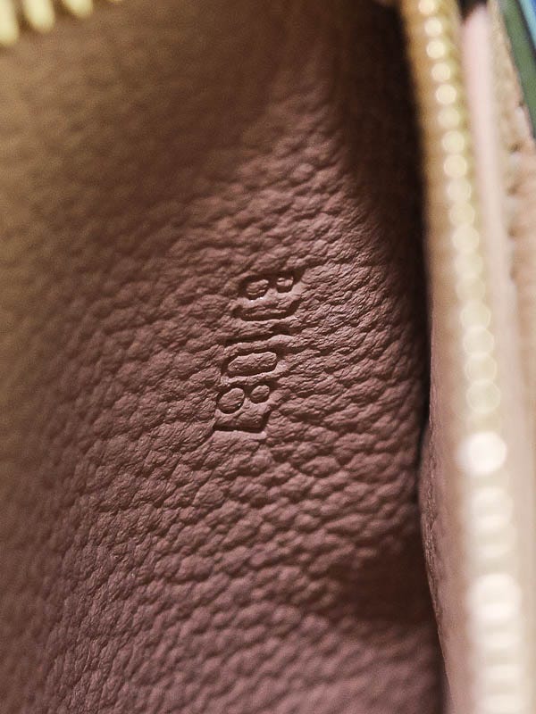 Louis Vuitton Amarante Monogram Vernis Vanity GM Beauty Case - Yoogi's  Closet