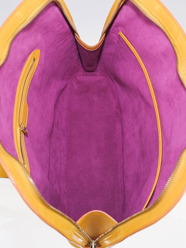 Louis Vuitton Pepper Epi Leather Lussac Tote Bag.  Luxury, Lot #56669