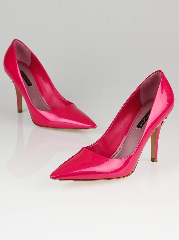 Louis Vuitton Rose Pop Patent Leather Strawberry Pumps Size