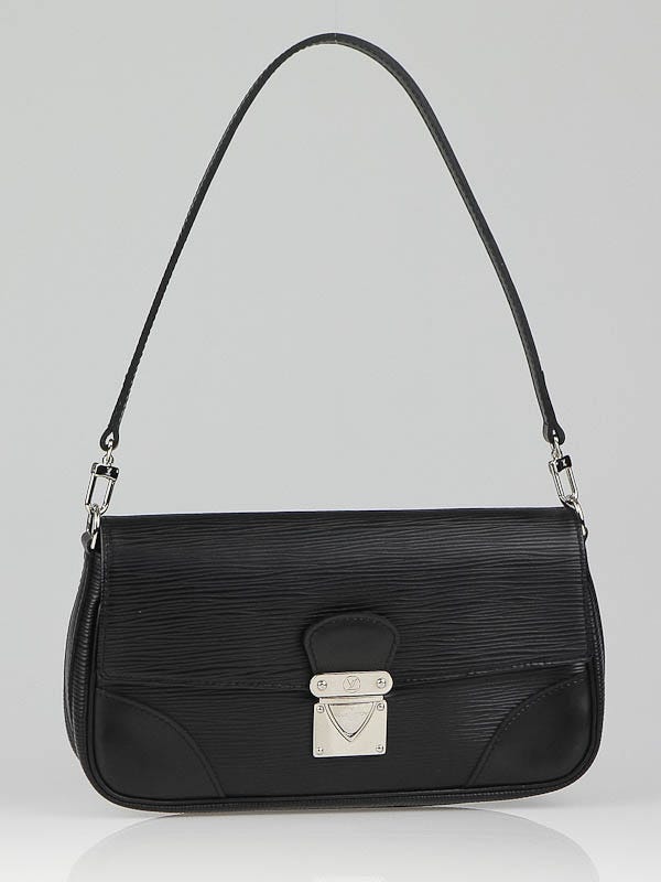 Authentic Louis Vuitton Black Epi Leather Camerabag