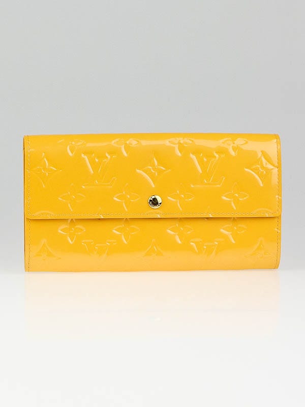 SOLD! Louis Vuitton epi Sarah wallet in Jaune
