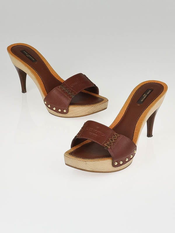 Louis Vuitton Brown Leather Wood Slide Sandals Size 7/37.5