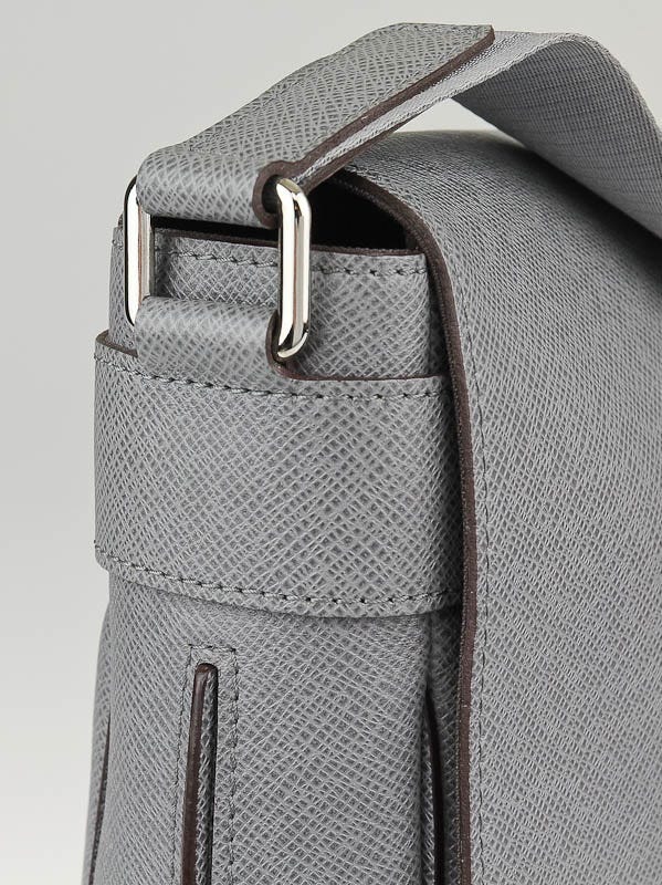 Louis Vuitton Mens Roman MM Messenger Bag Glacier Taiga Leather Silver Grey