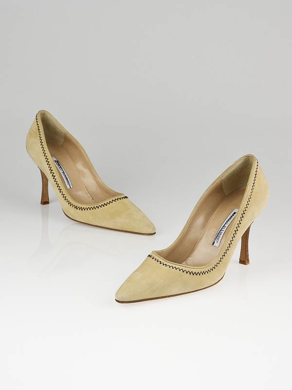 Manolo blahnik beige discount pumps