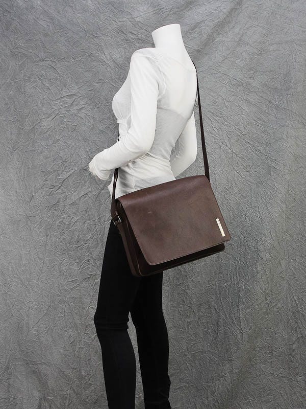 【美品】 カルティ サントス メッセンジャーバッグ ブラウン Cartier Brown Leather and Canvas Santos Messenger Bag | Yoogi's Closet