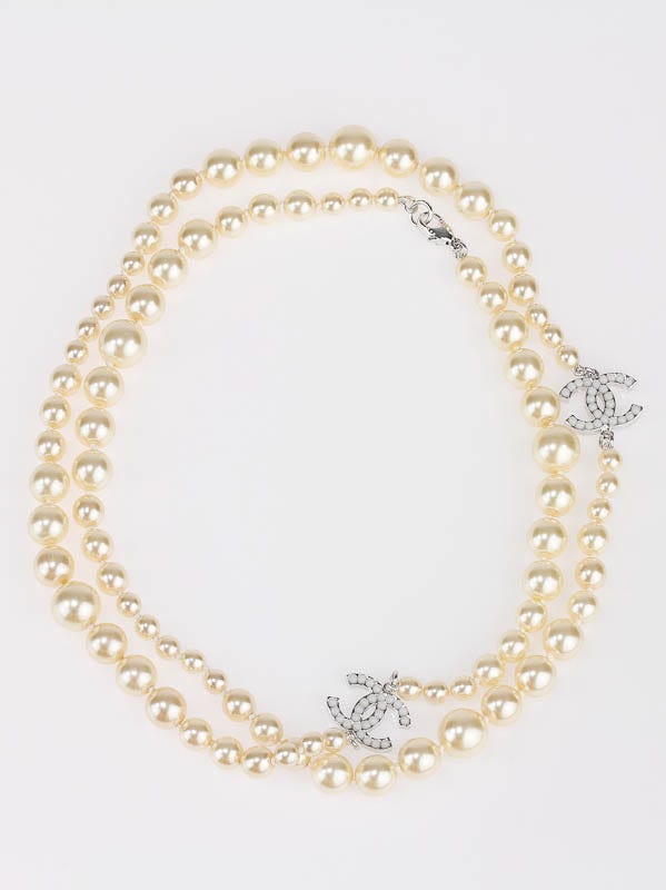 Chanel Double 'C' CC Logo Graduated Faux Pearl Necklace