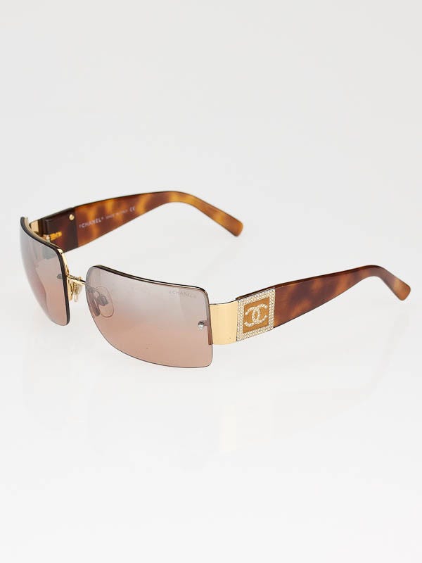 Chanel Tortoise Shell Gold Frame Crystal CC Logo Sunglasses- 4095 - Yoogi's  Closet