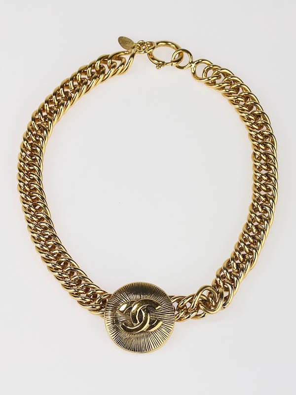 Chanel Goldtone Chainlink CC Logo Medallion Necklace