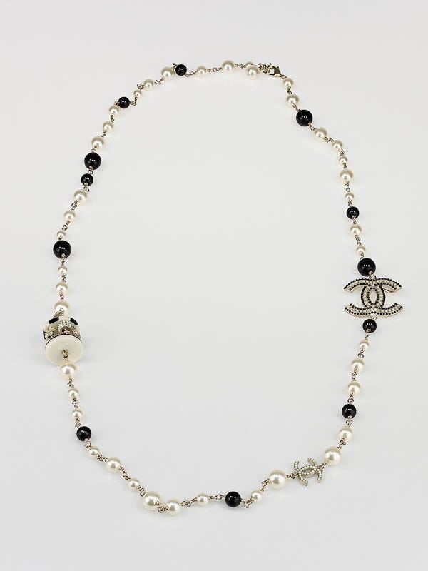 Chanel Black/White Beaded Chain Carousel Necklace