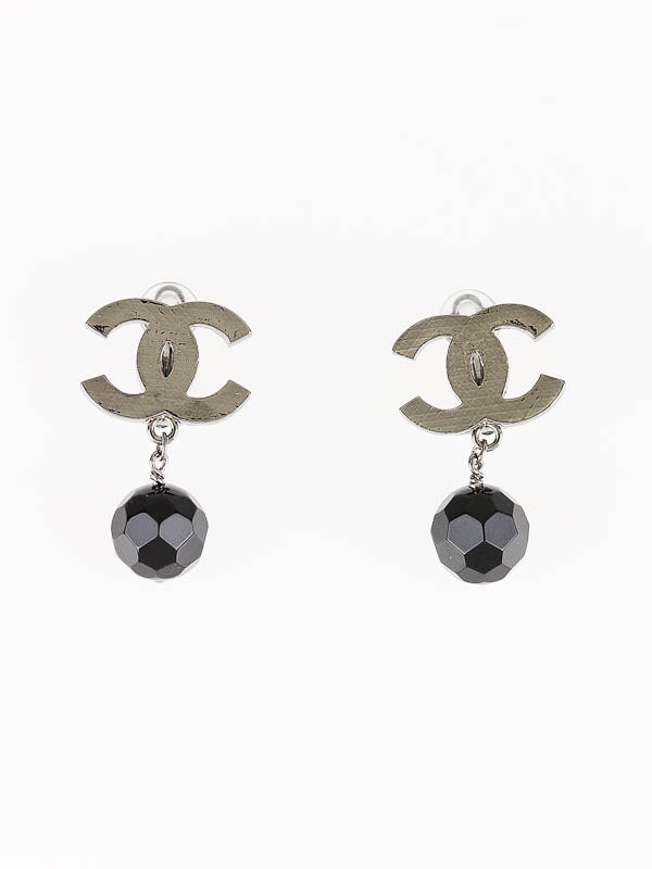 Chanel Quilted CC Logo Drop Clip-On Earrings