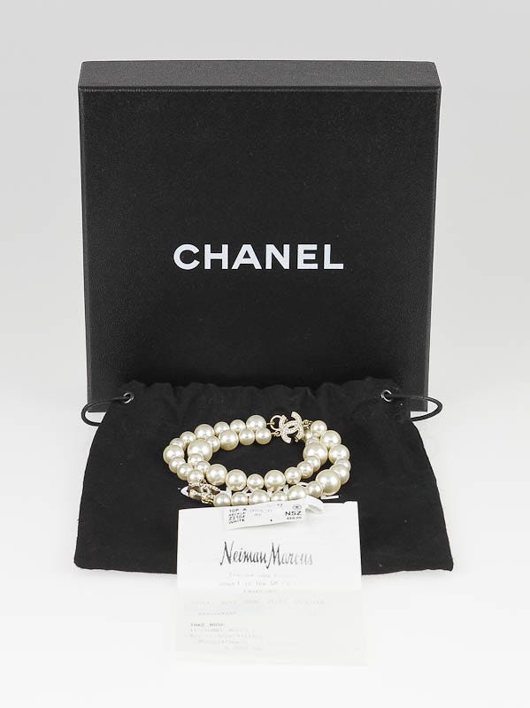 Chanel Pearl and Crystal CC Logo Classic Short Necklace - Yoogi's
