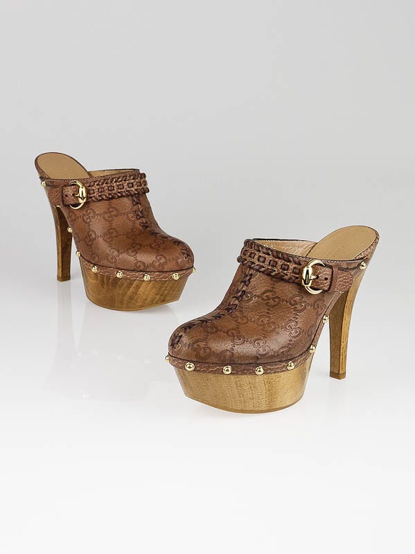TOMMY HILFIGER Platform shoes 90s Square Toe Black Leather Mules Chunk –  vintage90s.com