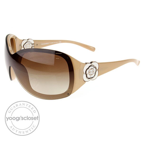 Chanel Grey/Black Camellia Flower Sunglasses- 4164 - Yoogi's Closet
