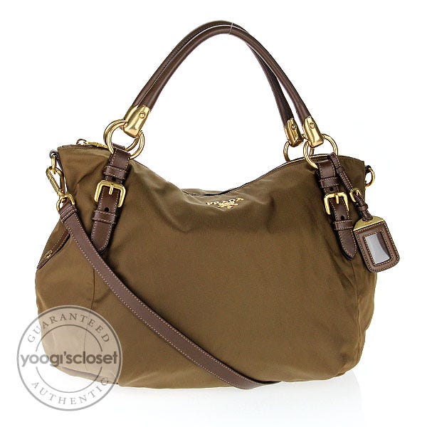 Medium Vela Leather Shoulder Bag In Brown