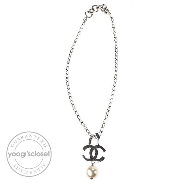Chanel Silvertone Metal CC Pearl Pendant Long Necklace - Yoogi's Closet
