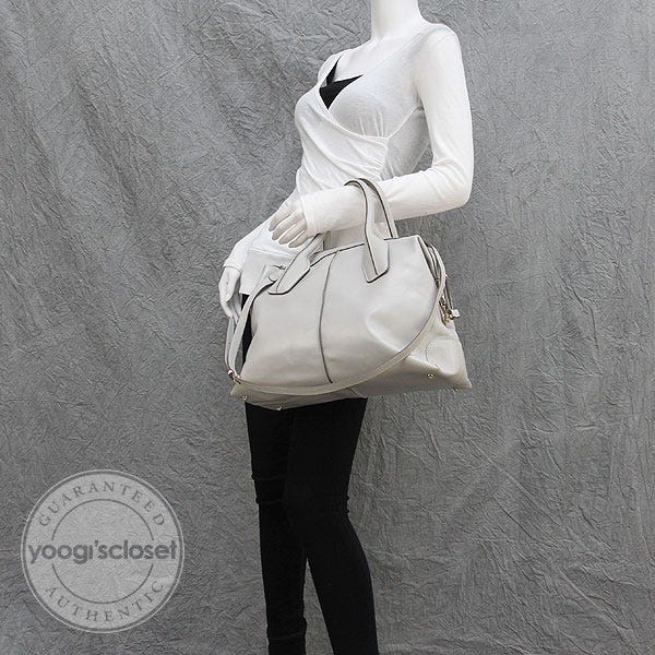 【今週末だけ！SALE関税込み】TOD'S D-STYLING BAULETTO BAG Tod's Black D-Styling Bauletto Handbag ○ Labellov ○ Buy