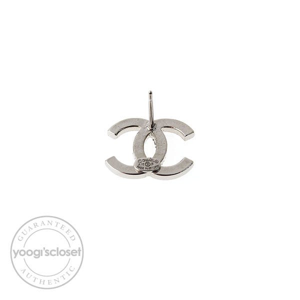 Chanel Classic Silver Swarovski Crystal CC Logo Earrings - Yoogi's Closet