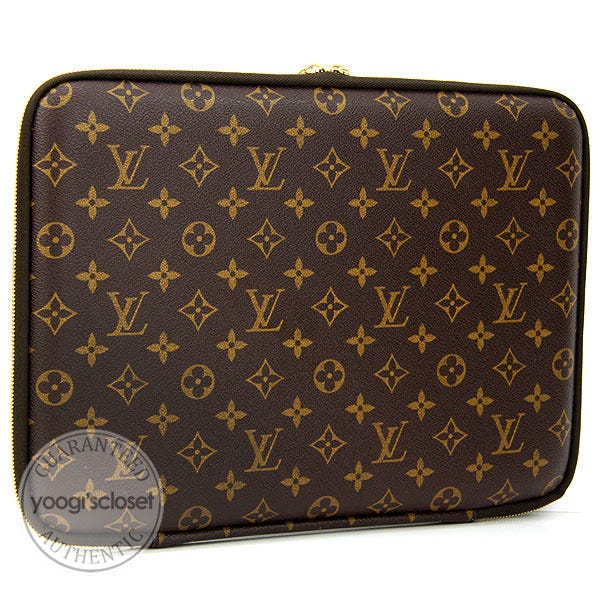 Louis Vuitton Monogram Canvas Laptop Sleeve
