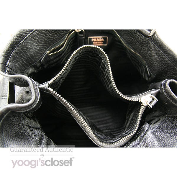 Prada Black Leather Vitello Daino Shoulder Bag BR2703 | Yoogi's Closet