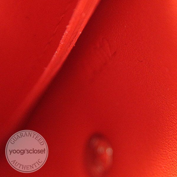 Louis Vuitton Limited Edition Orange Monogram Vernis Lexington Fleurs  Accessory Pouch - Yoogi's Closet