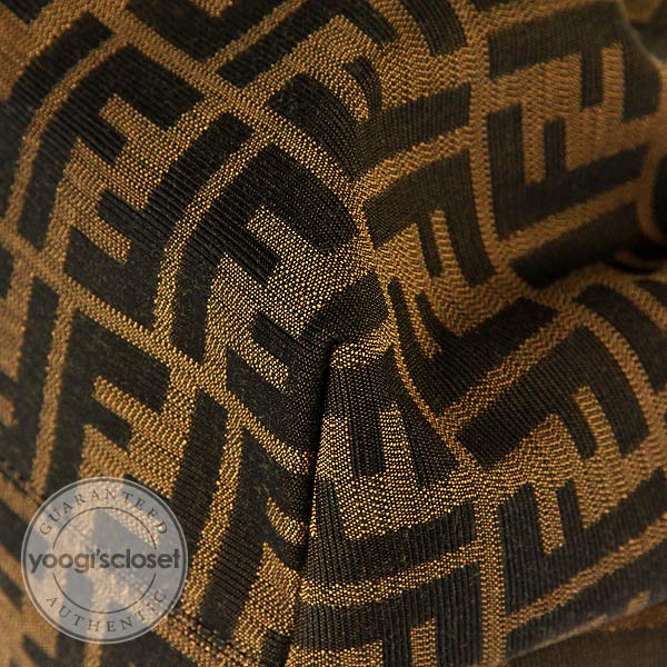 QQQエディ Fendi Tobacco Zucca Print Croc Embossed Leather Chef Large