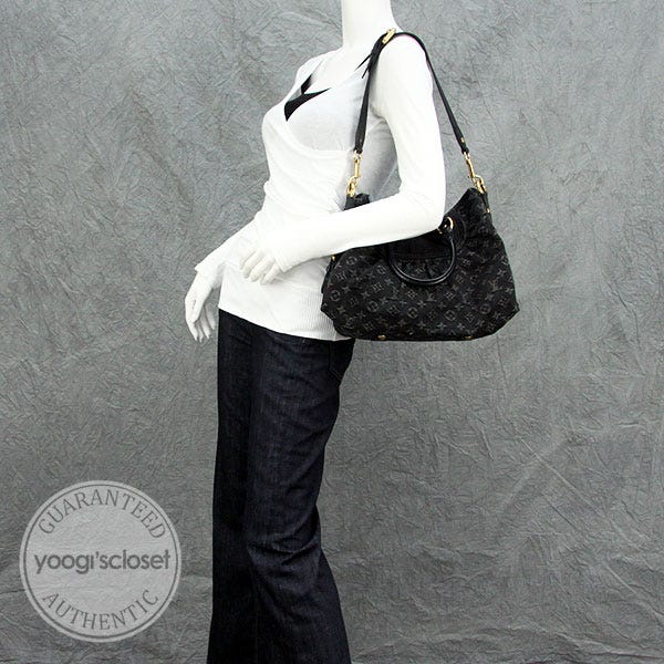 Louis Vuitton Noir Monogram Canvas Mini Lin Neo Cabby MM Shoulder Bag at  1stDibs