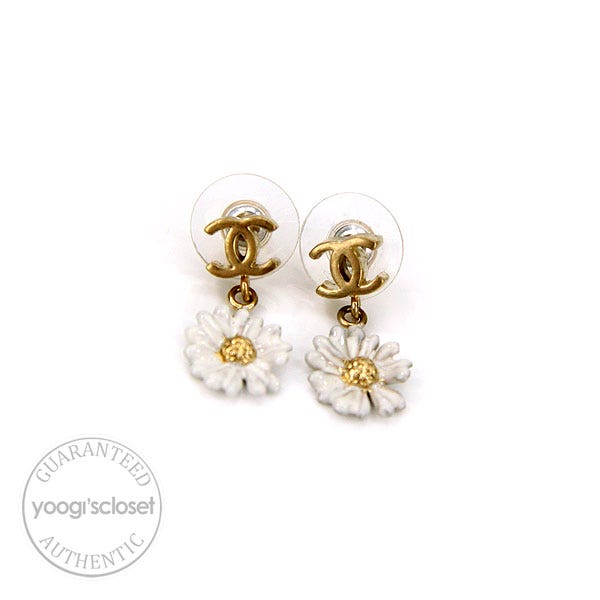 Chanel CC Logo Daisy Drop Earrings
