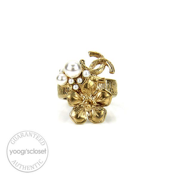 Chanel Matte Goldtone Hibiscus CC Logo Ring