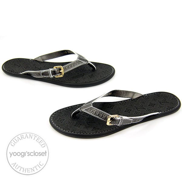Louis Vuitton Black Monogram Rubber Thong Sandals Size 8.5