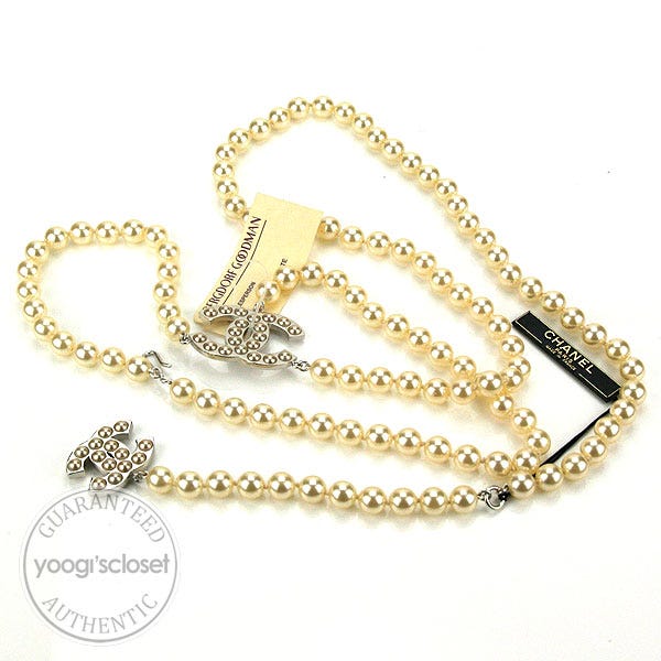 Chanel CC Logo Pearl Belt