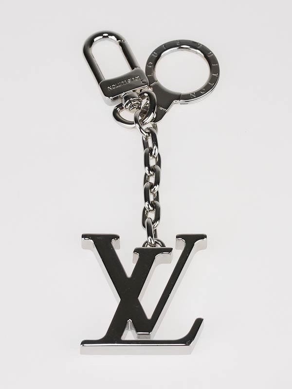 Louis Vuitton LV Signature Chain Ring Silver in Silver Metal with