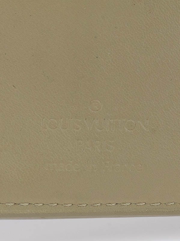 Louis Vuitton Beige Monogram Vernis Pochette Porte-Monnaie Wallet - Yoogi's  Closet