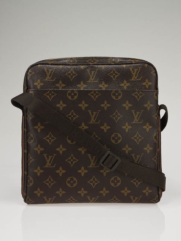 Louis Vuitton Monogram Canvas Trotter Beaubourg Bag