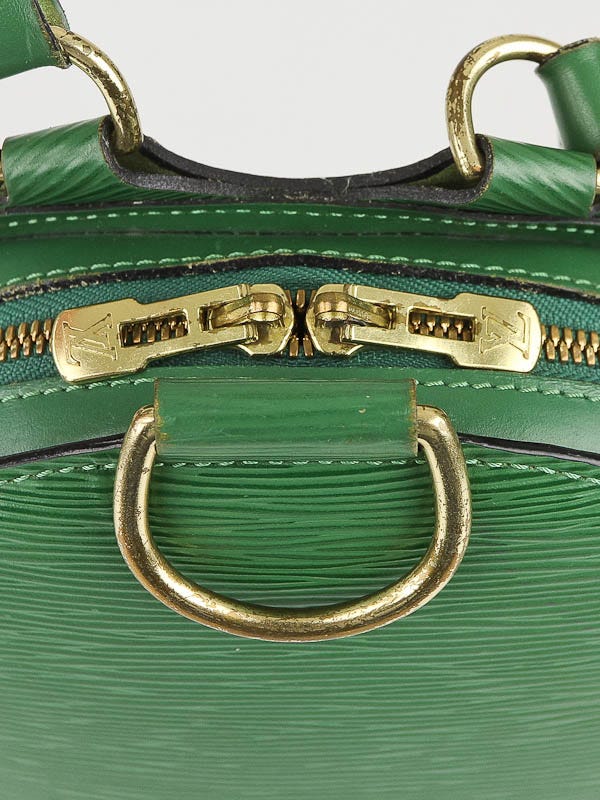 ?Authentic Louis Vuitton Mabillon backpack epi leather Green. Louis Vuitton | Bags | Louis Vuitton Vintage Green Epi  main image 4