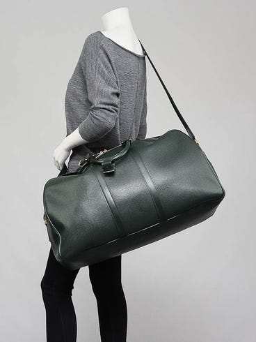 louis vuitton dark green leather men's weekender travel duffle bag LV Keepall Bandoulire 35 Our Emerald Green 3 bag set which includes our Signature Bag Louis Vuitton Epicea Green Taiga