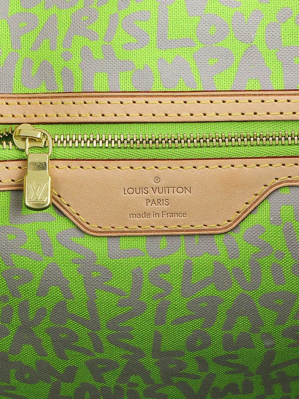 LOUIS VUITTON - ゆり Louis Vuitton Limited Edition Silver Monogram Miroir Lockit