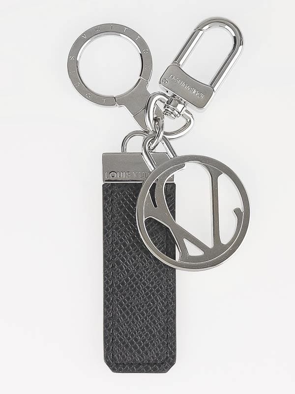 Louis Vuitton Black Taiga Leather Multicles 4 Key Ring Holder - Yoogi's  Closet