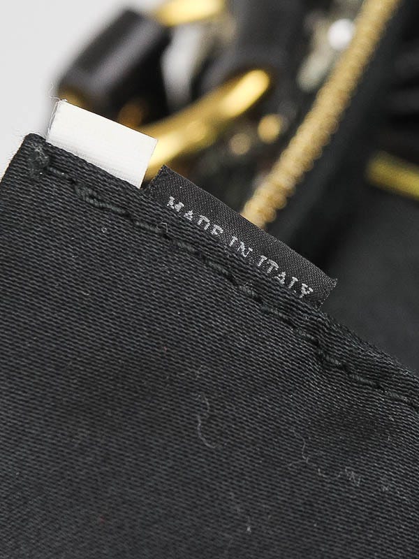miu miu★SALE★MMG437 Miu Miu Black Zip Paillette Sequin Shopping Bag | Yoogi's Closet