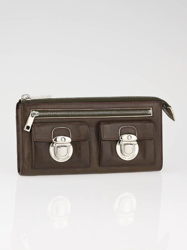 Marc Jacobs Brown Leather Multipocket Clutch Wallet