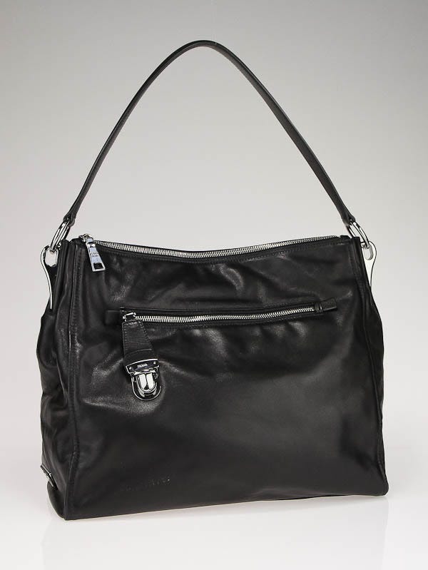 Prada Black Leather Zip Shoulder Bag BR4501 | Yoogi's Closet