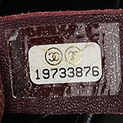 Ý nghĩa của những số serial và nhãn dán trên chiếc túi xách nữ Chanel